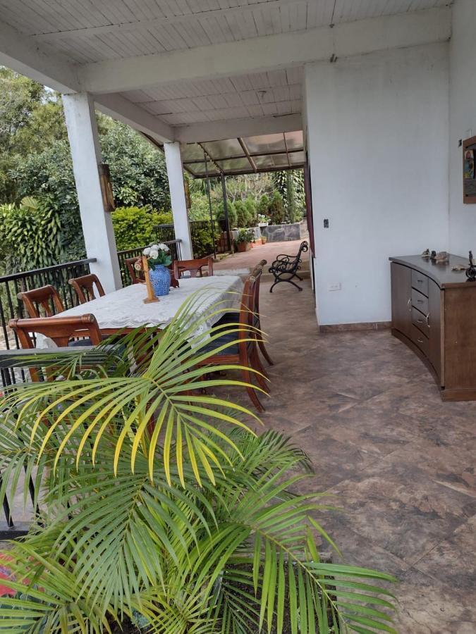 Finca Exclusividad Familiar O Grupo De Amigos Capacidad Hasta 12 Personas Calles En Placa Huella, Caminata Ecologica Alban  Εξωτερικό φωτογραφία